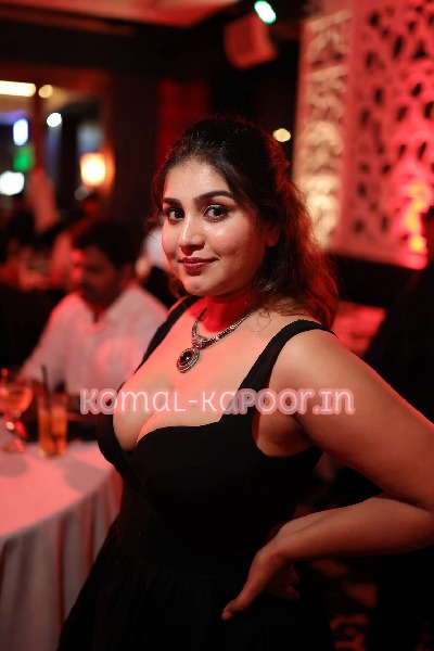 Priya, Pune escort profile